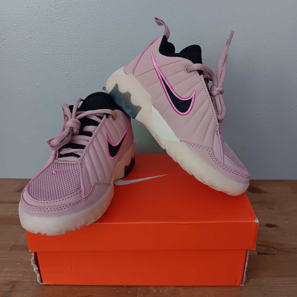 Nike LeBron Witness 9 Kids 11.5C Pink  Basketball Shoes HV2271-600 NWPB